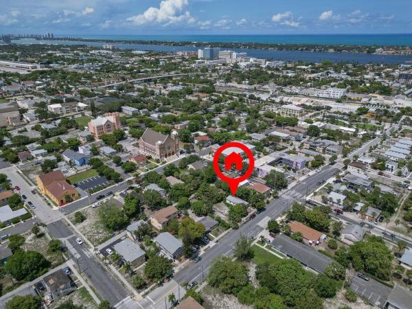 Freshwater, 807 7th St, West Palm Beach, Florida 33401, image 3