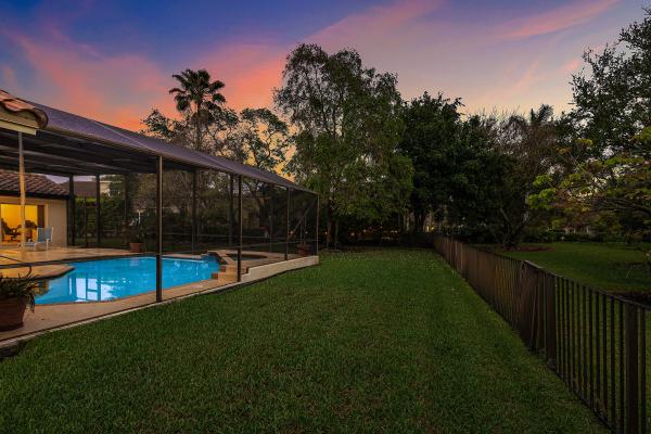 Hampton Lake, 549 Stonemont Ln, Weston, Florida 33326, image 1