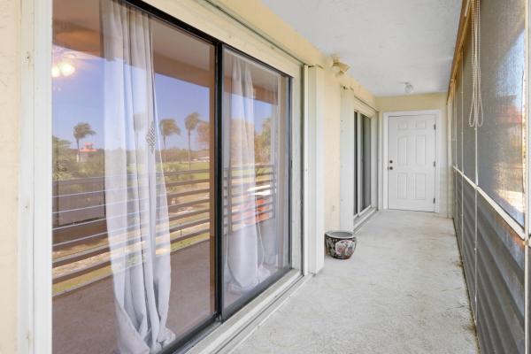 Villas On The Green, 717 S Us Highway 1 #712, Jupiter, Florida 33477, image 2