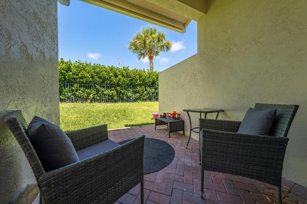 The Village At Swinton Square, 125 N Longport Cir #E, Delray Beach, Florida 33444, image 1