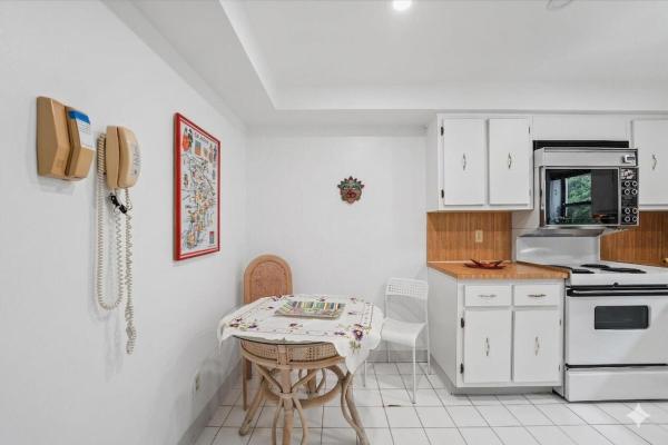 Country Club Village, 16251 Golf Club Rd #312, Weston, Florida 33326, image 1