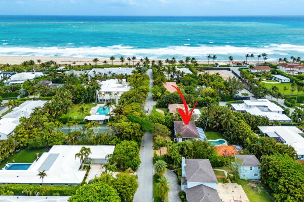 Bello Lido, 210 Merrain Rd, Palm Beach, Florida 33480, image 1