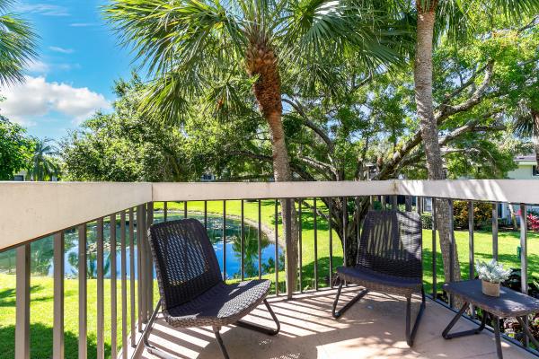 Tennis Lodges, 11863 Wimbledon Cir #526, Wellington, Florida 33414, image 3