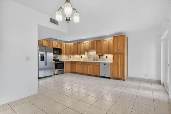 7599 NW 73rd Ter, Tamarac, Florida 33321, image 1