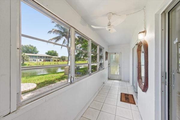 165 Dorchester H, West Palm Beach, Florida 33417, image 2