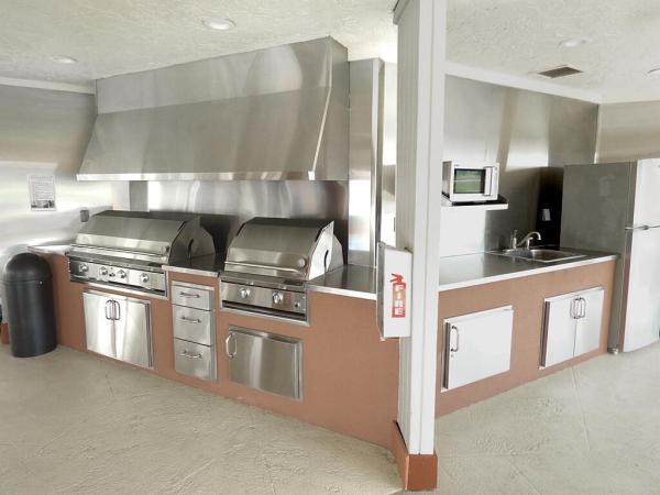 Hollybrook Golf & Tennis Club, 8921 S Hollybrook Blvd #209, Pembroke Pines, Florida 33025, image 3