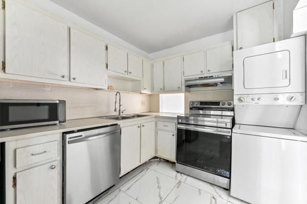 Esedra Court At The Fountains Country Club, 4793 Esedra Ct #307, Lake Worth, Florida 33467, image 2