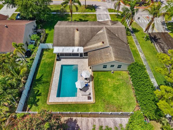 La Mancha, 167 Ponce De Leon St, Royal Palm Beach, Florida 33411, image 1