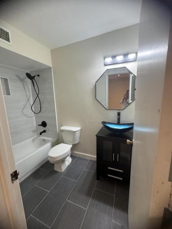 Laguna Pointe At California Club, 20818 San Simeon Way #106, Ives Estates, Florida 33179, image 2