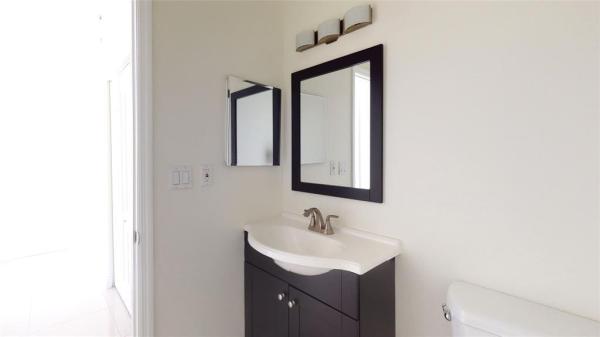 Tropical Gardens, 632 NE 20th St #4, Wilton Manors, Florida 33305, image 1