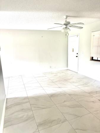 Oak Court, 4121 Oak Terrace Dr, Greenacres, Florida 33463, image 2