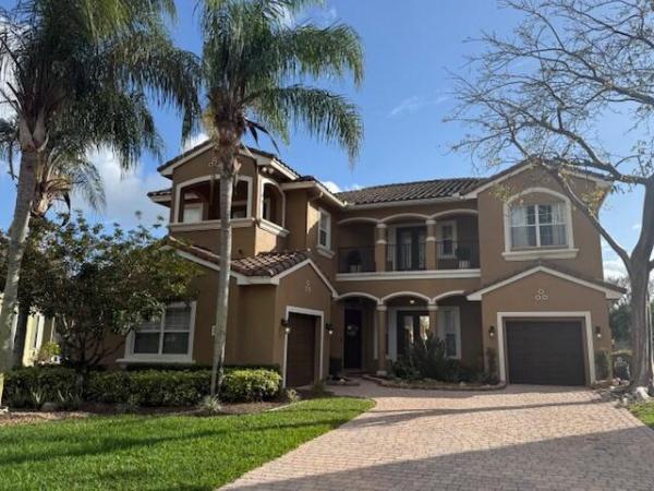 Terracina, 659 Cresta Cir, West Palm Beach, Florida 33413, image 1