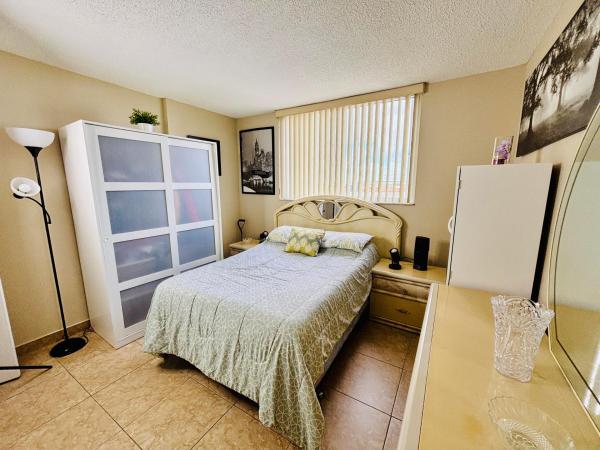 8201 NW 8th St #1-509, Fountainebleau, Florida 33126, image 1