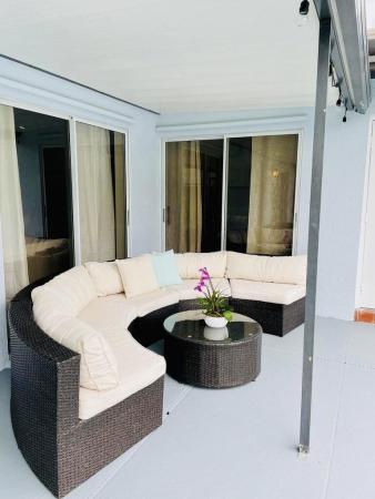 Sugar Pond Manor, 1317 Periwinkle Pl, Wellington, Florida 33414, image 1