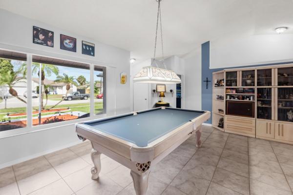 Huntington Woods, 125 Parkwood Dr, Royal Palm Beach, Florida 33411, image 1