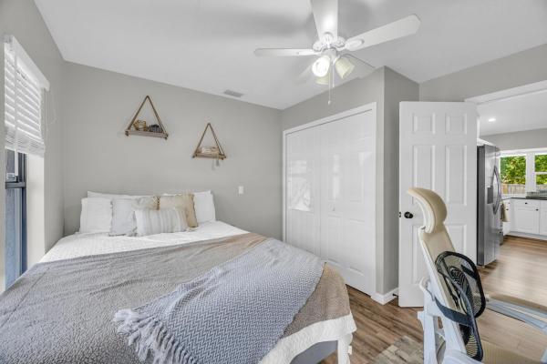 Northport Village, 757 NE Eastlake St, Port St. Lucie, Florida 34983, image 2