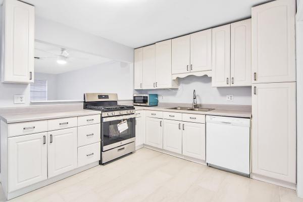 King Arthur Estates, 4858 Arthur St, Palm Beach Gardens, Florida 33418, image 1