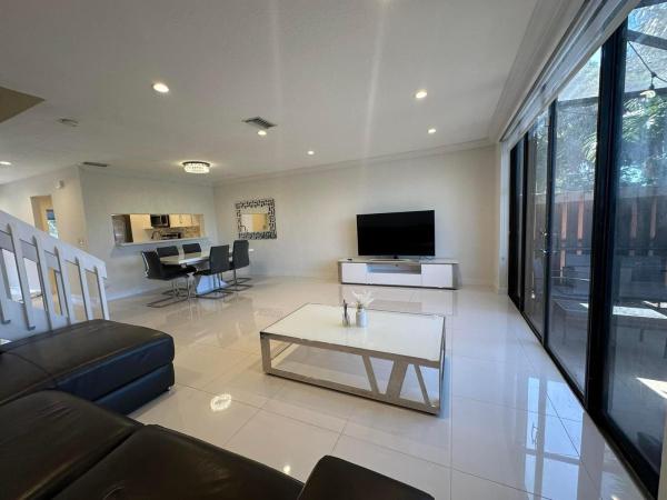 10630 NW 14th St #118, Plantation, Florida 33322, image 1