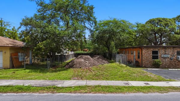 Tuskegee Park, 438 NW 13th Ave, Fort Lauderdale, Florida 33311, image 1