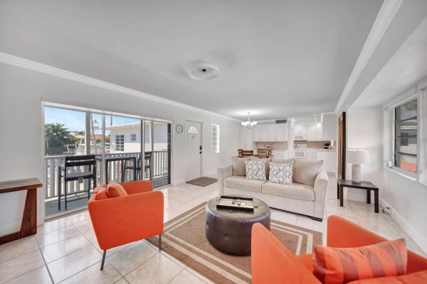 Beach Way Heights, 2724 NE 14th St #6, Fort Lauderdale, Florida 33304, image 3