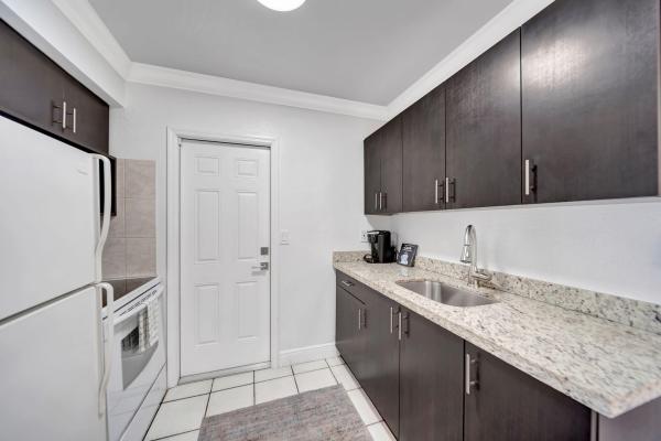 Beach Way Heights, 2724 NE 14th St #5, Fort Lauderdale, Florida 33304, image 1