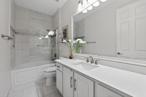 The Estates At Baywinds, 9430 Lantern Bay Cir, West Palm Beach, Florida 33411, image 2