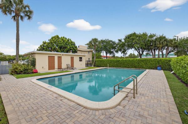 2303 S Federal Hwy #3n, Boynton Beach, Florida 33435, image 1