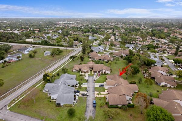 Cloisters, 3804 Devenport Ct, Greenacres, Florida 33463, image 2