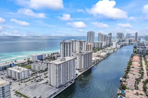 Allington Towers North, 1500 S Ocean Dr #F8, Hollywood, Florida 33019, image 3