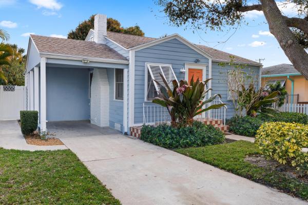 Lake Worth Town, 918 N Palmway, Lake Worth Beach, Florida 33460, image 1