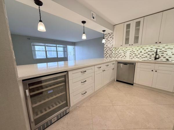 Ocean View Towers, 401 Golden Isles Dr, Hallandale Beach, Florida 33009, image 1