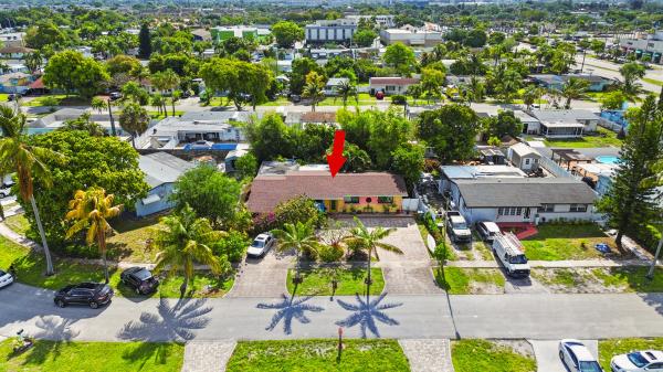 Palm Springs Village, 112 San Juan Dr, Palm Springs, Florida 33461, image 1