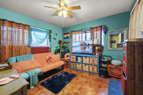 Palm Springs Village, 112 San Juan Dr, Palm Springs, Florida 33461, image 2