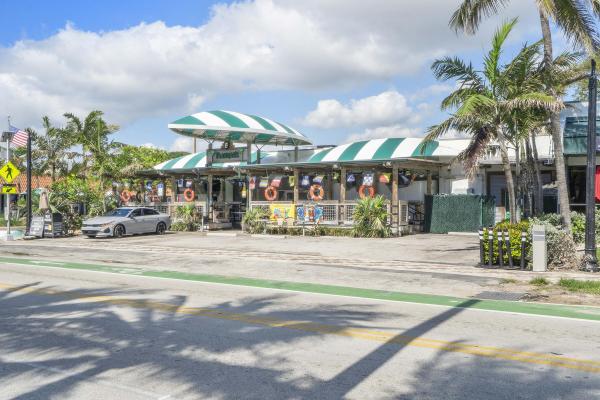 Ocean Vue, 1968 NE 3rd St #1, Deerfield Beach, Florida 33441, image 1