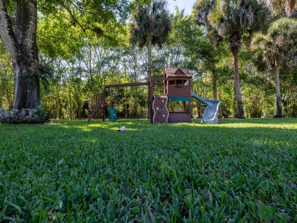 Paddock Park 1 Of Wellington, 14780 Horseshoe Trce, Wellington, Florida 33414, image 1