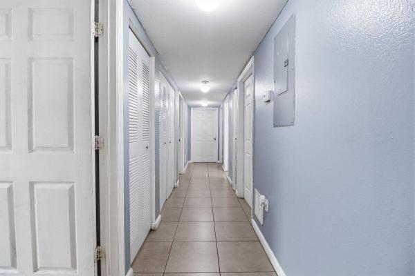 209 NE 35th St, Oakland Park, Florida 33334, image 1