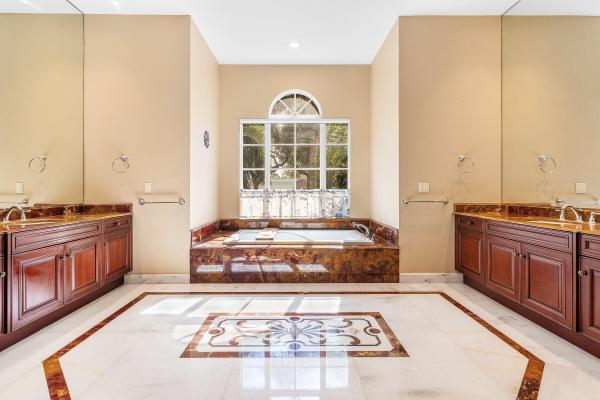 Pine Tree Golf Club, 4255 Gleneagles Dr, Boynton Beach, Florida 33436, image 1