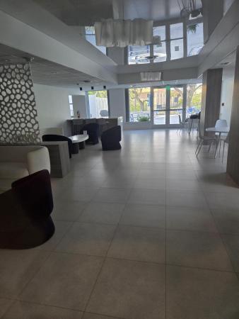 Drake Tower, 1800 N Andrews Ave #PH-B, Fort Lauderdale, Florida 33311, image 3