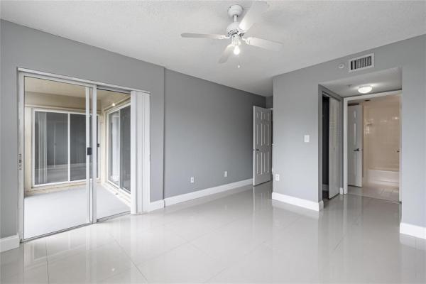 Royal Grand, 2600 S University Dr #124, Davie, Florida 33328, image 1