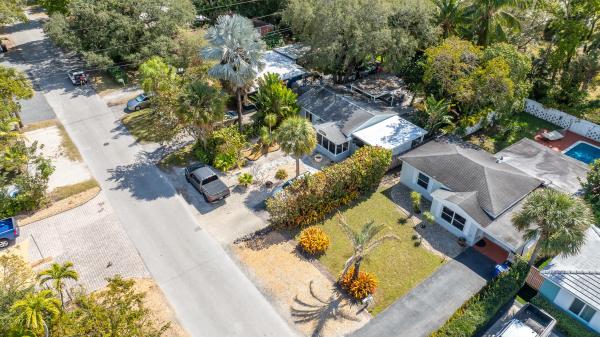 Vinik, 838 SW 11th Ct, Fort Lauderdale, Florida 33315, image 1