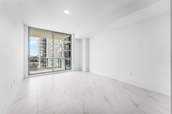 220 Lake Shore Dr #1415, Lake Park, Florida 33403, image 1