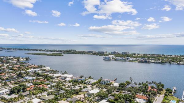 310 Wellesley Dr, Lake Worth, Florida 33460, image 1