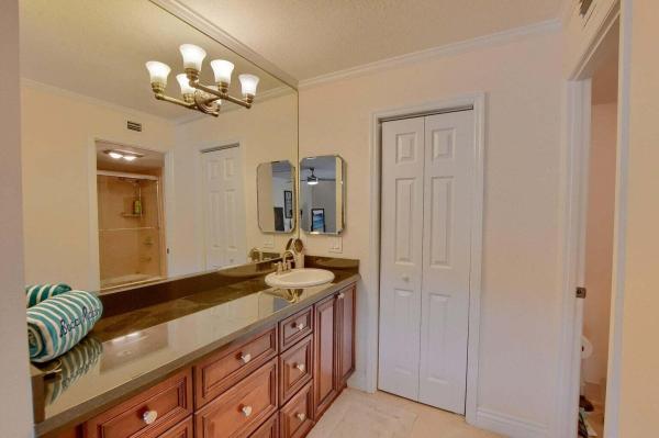 Boca Bayou, 3 Royal Palm Way #1020, Boca Raton, Florida 33432, image 3