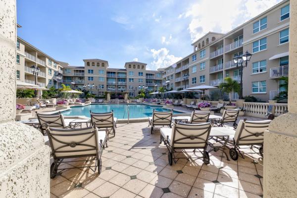 Palmetto Place, 99 SE Mizner Blvd #823, Boca Raton, Florida 33432, image 1