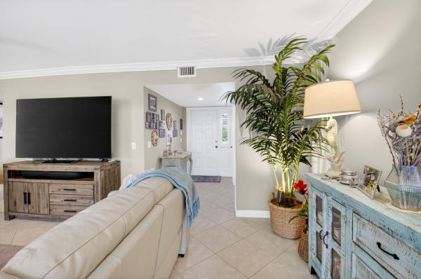 75 Venetian Dr #A-2, Delray Beach, Florida 33483, image 1