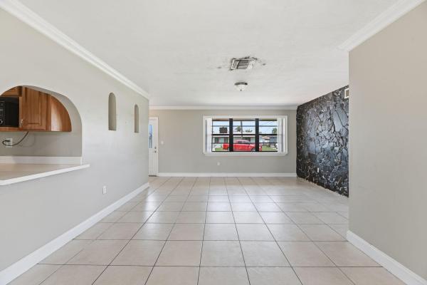 Boulevard Heights, 7670 NW 11th Ct, Pembroke Pines, Florida 33024, image 2