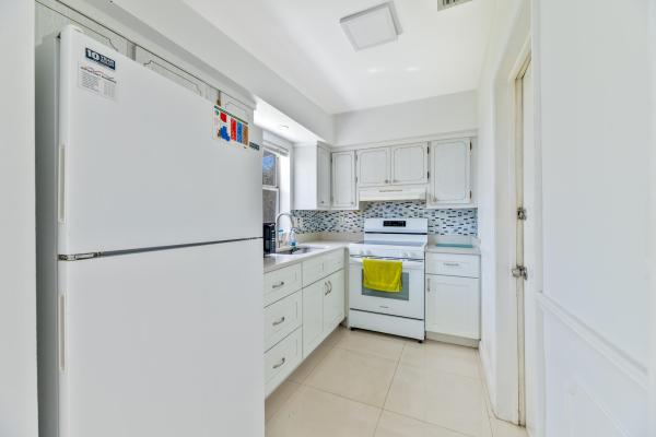 Mainlands Of Tamarac Lakes, 4810 NW 49th Dr, Tamarac, Florida 33319, image 1