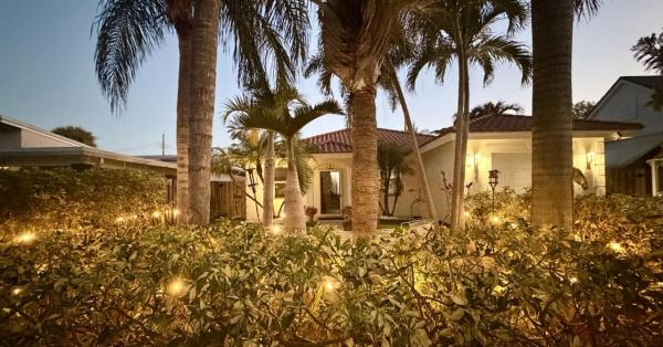 College Park, 321 Princeton Dr, Lake Worth Beach, Florida 33460, image 1