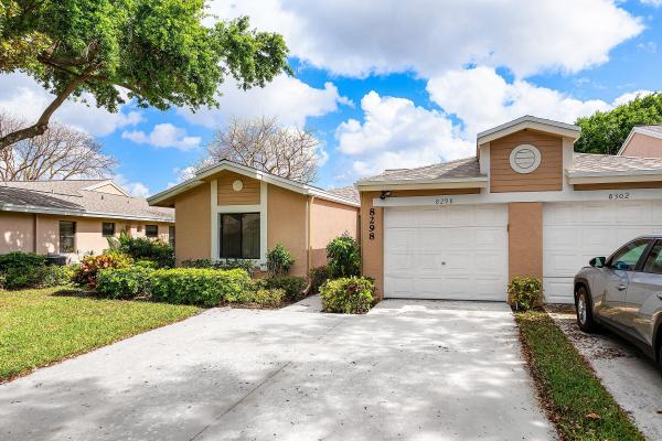8298 Springlake Dr, Boca Raton, Florida 33496, image 3
