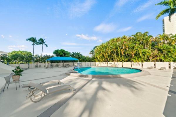 Lincoln Tower, 2400 Presidential Way #1906, West Palm Beach, Florida 33401, image 1